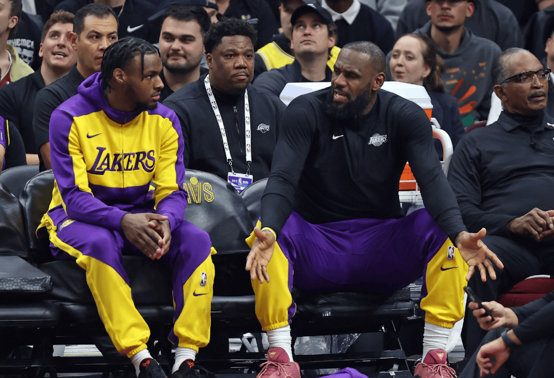 波特兰开拓者内部会议纪要流出:窗口期防线松动,全明星赛使命明确,控场能力受关注(波特兰开拓者) 波特兰开拓者内部会议纪要流出:窗口期防线松动,全明星赛使命明确,控场能力受关注(波特兰开拓者)