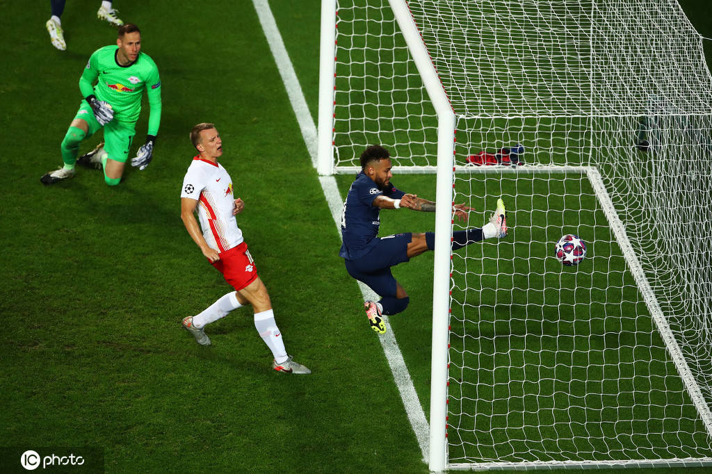 赛前莱比锡内部沟通:欧冠节点到来,话题不断,阵容厚度经受考验(欧冠莱比锡对曼城) 赛前莱比锡内部沟通:欧冠节点到来,话题不断,阵容厚度经受考验(欧冠莱比锡对曼城)