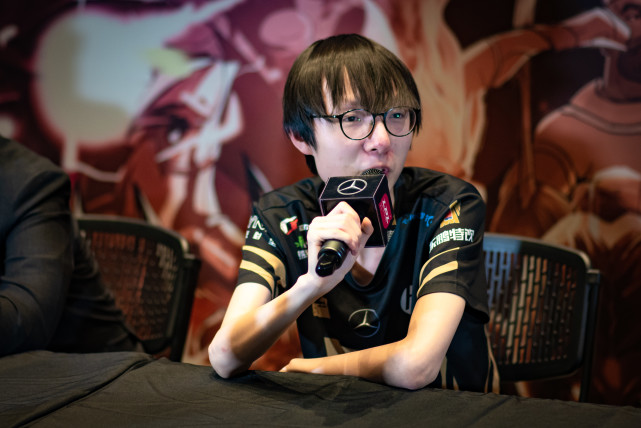 竞技宝电竞-Karsa在中国队比赛中败北，挺进下一轮引发热议！的简单介绍