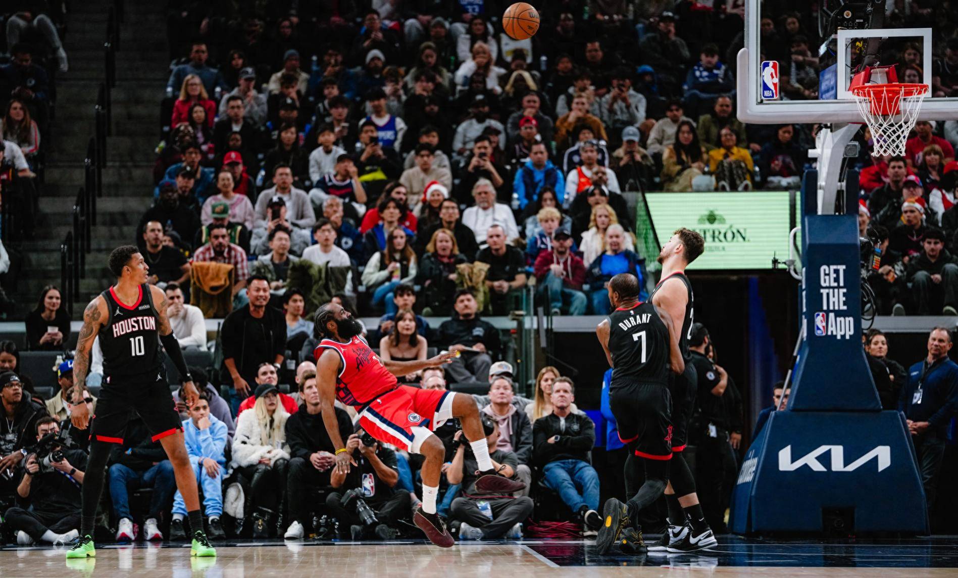 竞技宝电竞- 哈登足球 