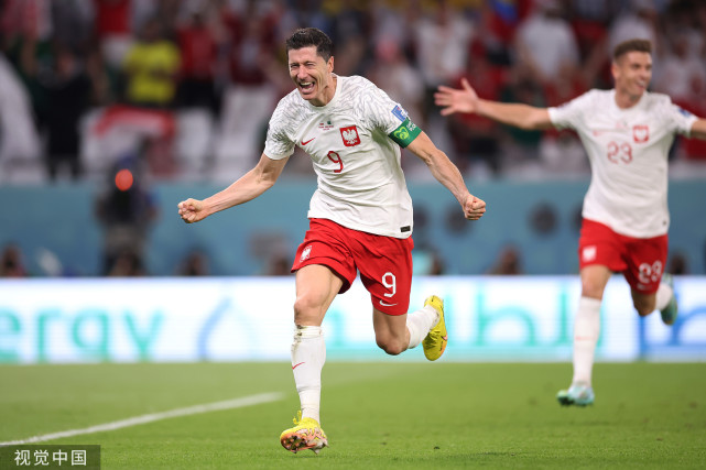 JJB-莱万多夫斯基新星回归赛场表现惊艳，勇士未来可期！的简单介绍